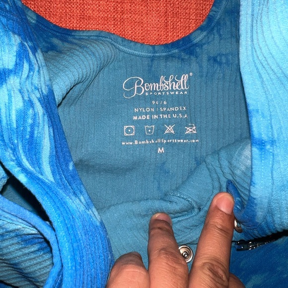 New bombshell never used - Picture 3 of 6